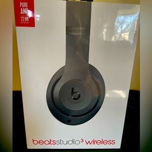beats by dr. dre Studio3 Wireless